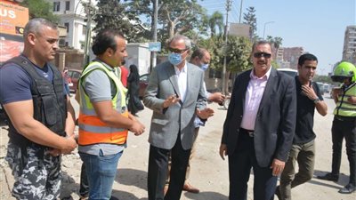 بعد غلقه لـ9 أعوام.. محافظ القليوبية يشهد افتتاح شارع أحمد عبدالموجود ببنها