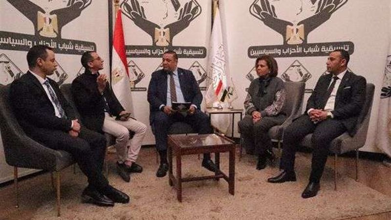 السفيرة مشيرة خطاب