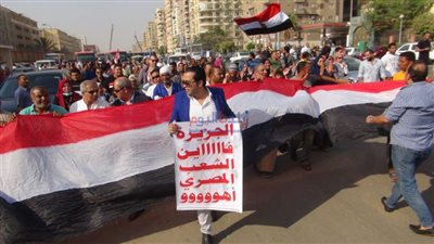 في ذكرى حرب أكتوبر.. الشعب المصري يُوجه رسالة قاسية للجزيرة من أمام المنصة