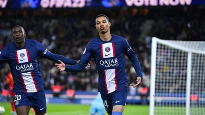 باريس يتقدم في الشوط الأول علي أنجية في الدوري الفرنسي