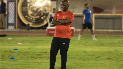 موسيماني يصحح أخطاء لاعبي الأهلي في الـ 