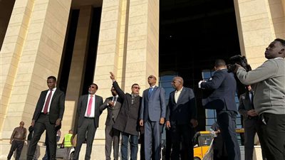 رئيس وزراء الصومال وعدد من مسئولى الحكومة يزورون العاصمة الإدارية الجديدة