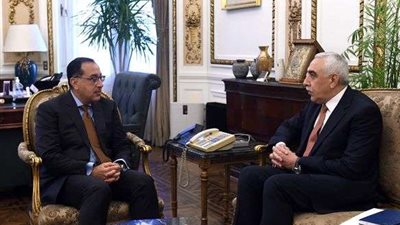رئيس الوزراء يلتقى سفير جمهورية العراق لدى مصر