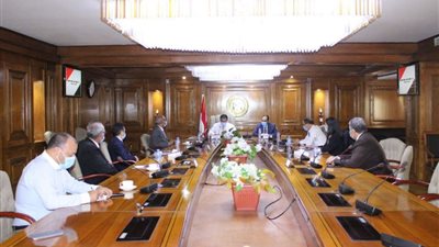 وزير التعليم العالي: دور محوري لأساتذة الجامعات في تشكيل وعي الشباب