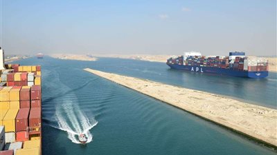 قناة السويس: 37 % نسبة إنجاز أعمال التكريك ببحيرة البردويل