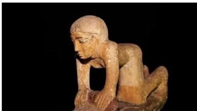 متحف آثار الغردقة يعلن عرض تمثال يجسد مهنة الطحان في مصر القديمة