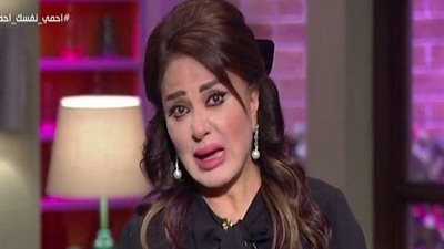 شاهد.. مادلين طبر تبكي أثناء عزف النشيد الوطني المصري (فيديو)