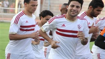أول تعليق من نجم الزمالك السابق بعد شائعة وفاته