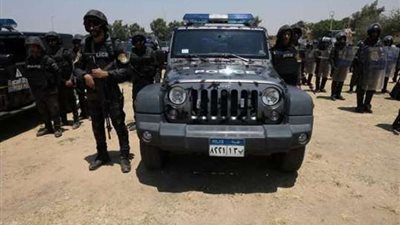 ضبط عامل يقوم بالتنقيب عن الآثار بمحافظة القاهرة