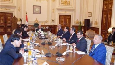 رئيس مجلس النواب يلتقي وفدا برلمانيا من كوريا الجنوبية