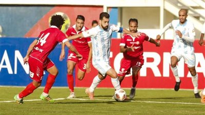 بيراميدز يفوز على نادي مصر ويشعل صراع وصافة الدوري