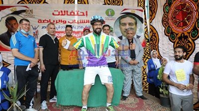 إطلاق شارة البدء لماراثون الدراجات احتفالاً بانتصارات أكتوبر بالمنوفية