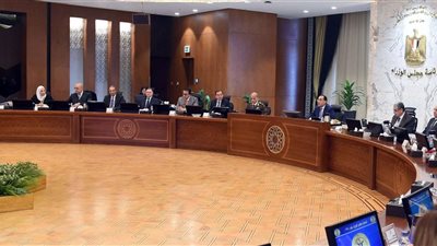 الوزراء يعتمد الموافقات الخاصة بإقامة 56 مشروعا بــ11 محافظة ضمن 