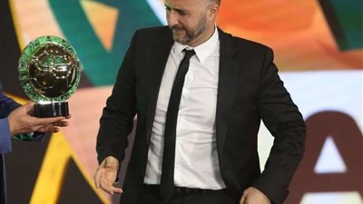 المدير الفني للمنتخب الجزائري يشيد بأداء لاعبيه بعد الفوز على نيجيريا