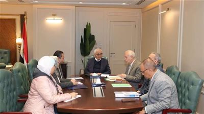 وزير التعليم يتابع موقف الأبنية التعليمية ويناقش خطة الوزارة خلال الفترة المقبلة
