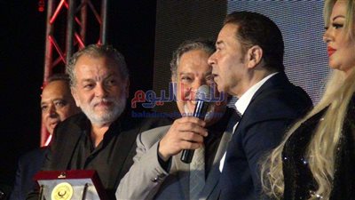 تكريم نجوم الفن بمهرجان 