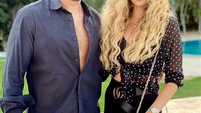 أحمد فهمي يهنئ زوجته هنا الزاهد