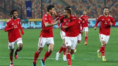 الأهلي يكتسح الزمالك بثلاثية في الدوري المصري