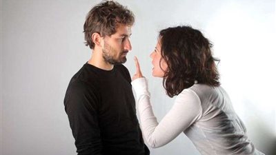 مؤسسات حماية المرأة تكشف عن حالات رجال تعرّضوا للعنف والضرب على يد زوجاتهم