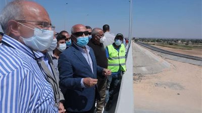 وزير النقل يتابع  أعمال نقل المرافق المتعارضة مع تطوير الطريق الدائري