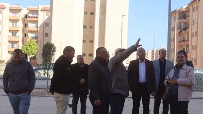 مسئولي الإسكان بجولة تفقدية لوحدات «سكن كل المصريين» بالعاشر من رمضان