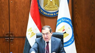 اعتماد الموازنات التخطيطية الجديدة لشركات أنابيب البترول وبتروجاس والقاهرة لتكرير البترول