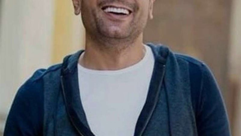 الفنان أحمد وفيق