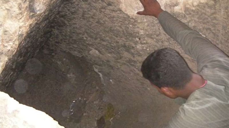 مصرع شخص اثناء تنقيبه