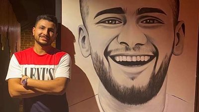 علي غزلان يفجر مفاجأة جديدة حول صديقة مصطفى حفناوي (صور)