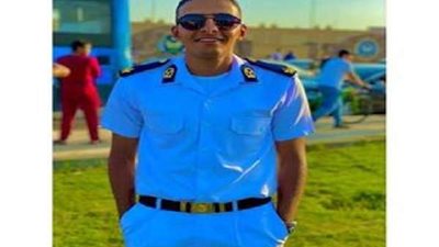 زهران جلال يهنيء الملازم محمد أبو المعارف لتخرجه من كلية الشرطة