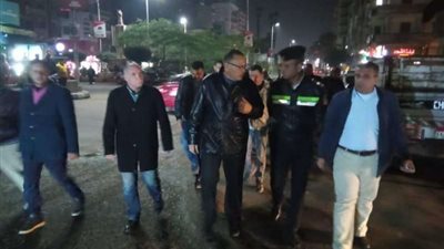 محافظ الشرقية يتفقد شوارع مدينة الزقازيق ليلاً