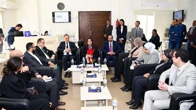 وزيرة الهجرة تجري زيارة للمركز المصري الألماني للوظائف