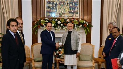 الرئيس السيسي يعقد جلسة مباحثات مغلقة مع رئيس الوزراء الهندي