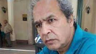 الفنان شريف إدريس يعلن وفاة المخرج القدير سميح منسى ..بعد تكريمه