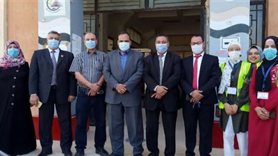 نائب رئيس جامعة بنها يتفقد الكليات في أول أيام العام الدراسي