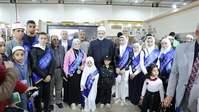 وكيل الأزهر وأمين «البحوث الإسلامية» يتفقدان جناح الأزهر بمعرض القاهرة للكتاب