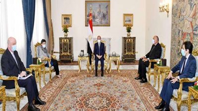 الرئيس السيسي: محاولات النيل من كيانات الدول ومؤسساتها تتيح خطر الإرهاب