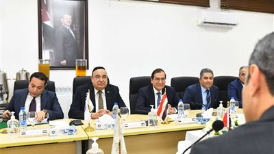 جلسة مباحثات بين وزير البترول ونظيره الأردني لبحث التعاون بين البلدين