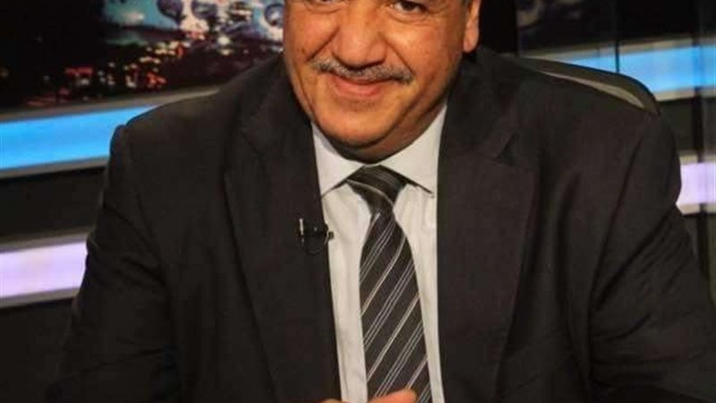 دكتور حسن مهدي استاذ