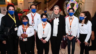 نيفين القباج تشهد انطلاق ملتقى 