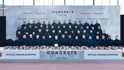 جلسة تصوير بإطلالات من 