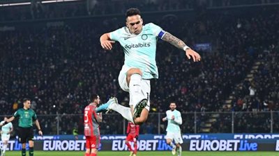 لاوتارو مارتينيز يقود إنتر للفوز على كريمونيسي في الدوري الإيطالي