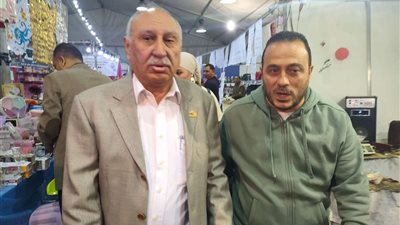 رئيس الغرفة التجارية بالإسماعيلية يتابع توافر السلع الغذائية بمعرض أهلًا رمضان