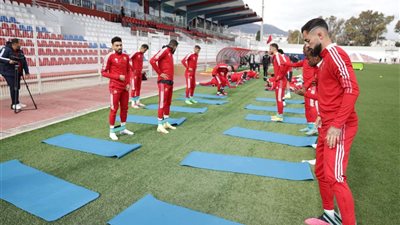 بالصور| الأهلي يخوض مرانه الأول بالمغرب استعدادًا لكأس العالم للأندية