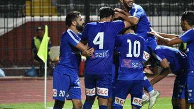 سموحة يفوز على إنبي بهدفين دون مقابل في بطولة الدوري المصري.