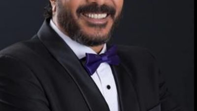 على الحجار وزوجته يحتفلان بعيد زواجهما الـ 20 بحضورمجموعة من الفنانين