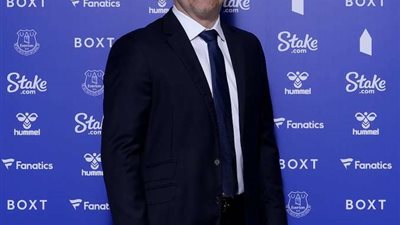 خلفا للمقال لامبارد .. شون دايتش مدربا جديدا لنادي إيفرتون