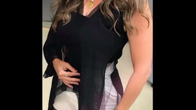 بإطلالة جريئة.. نرمين الفقي تنشر صورة جديدة