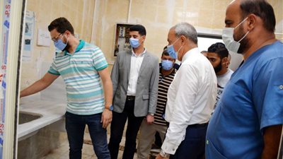 محافظ القليوبية يتفقد مستشفى الخانكة المركزي ومستشفى 23 يوليو