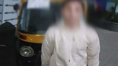 القبض على سائق «توكتوك» لدهسه مواطن بأحد شوارع دار السلام | فيديو وصور